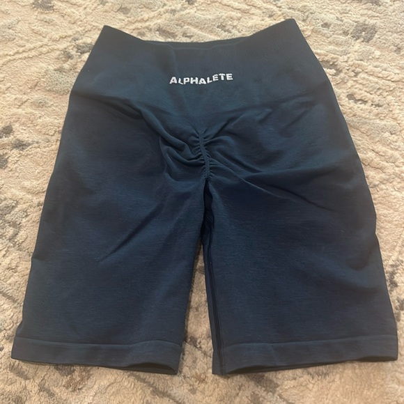Alphalete Amplify Biker Shorts NEW - Picture 6 of 10